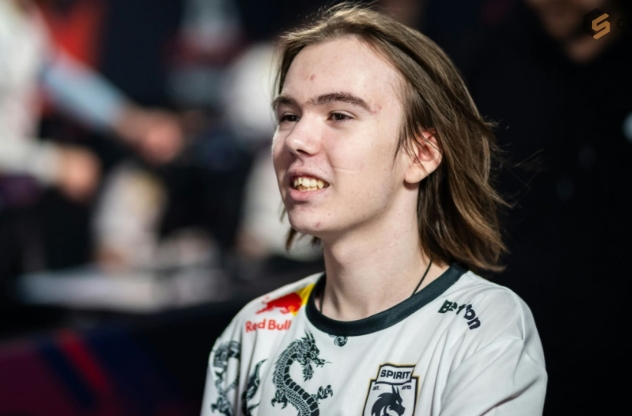 Donk назвал s1mple величайшим игроком: «Он вдохновил меня на серьезную игру в CS»